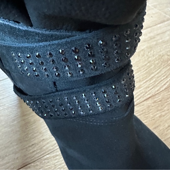 Ecco black nubuck bootie. Size 9.5, like new. 4 inch stacked heel, comfortable - Picture 4 of 7